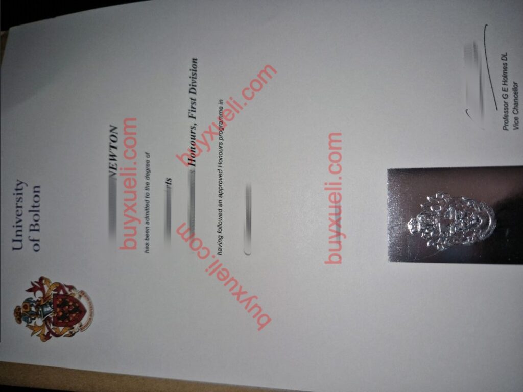 购买英国波尔顿大学毕业证，制作波尔顿大学文凭，波尔顿大学学位证书，快速办波尔顿大学毕业证